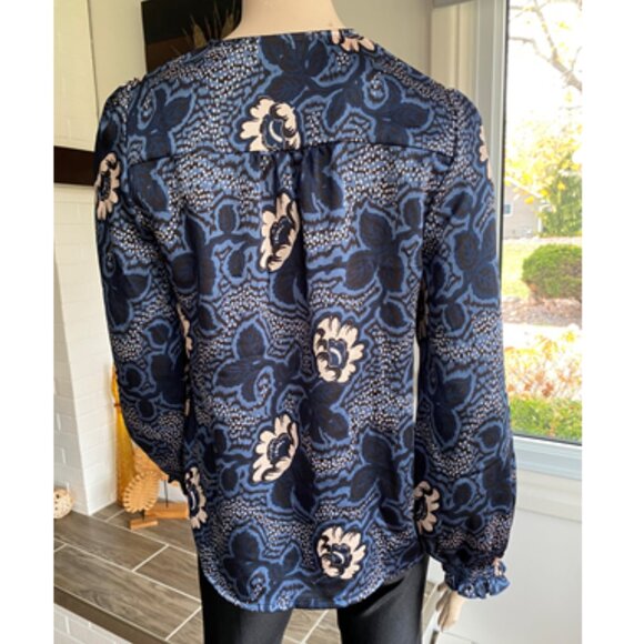 Ted Baker Oversize Floral Black Blue Ecru Blouse Sz Sm - Picture 3 of 10